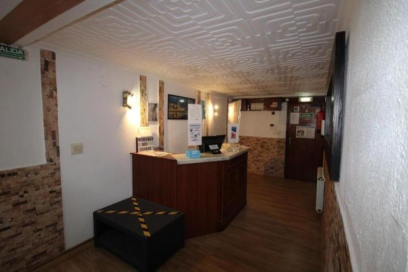 Hostal Verdemar image