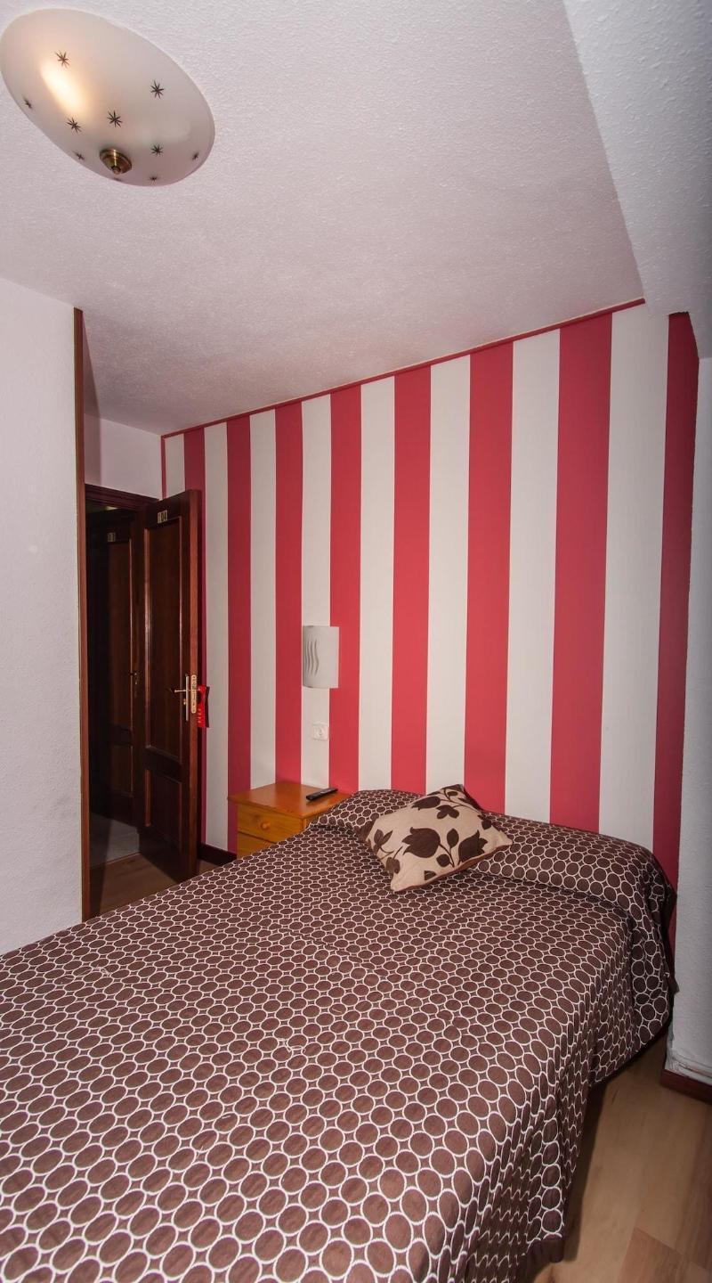 Hostal Verdemar image
