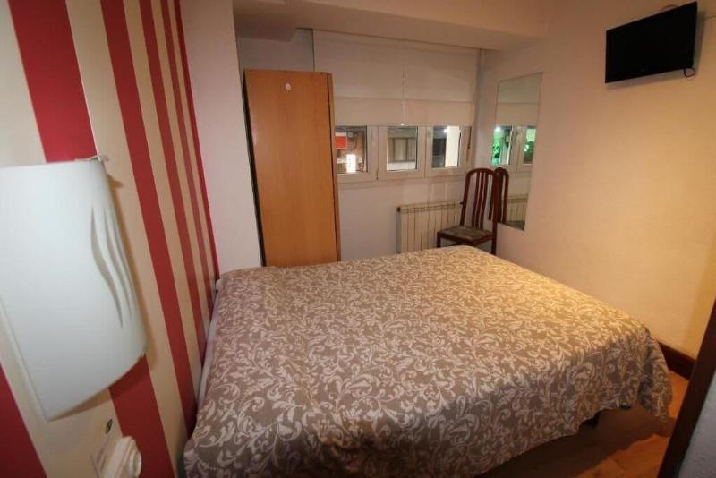 Hostal Verdemar image