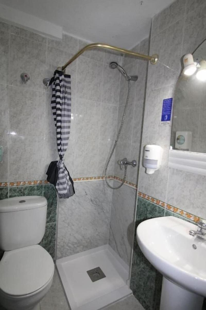 Hostal Verdemar image