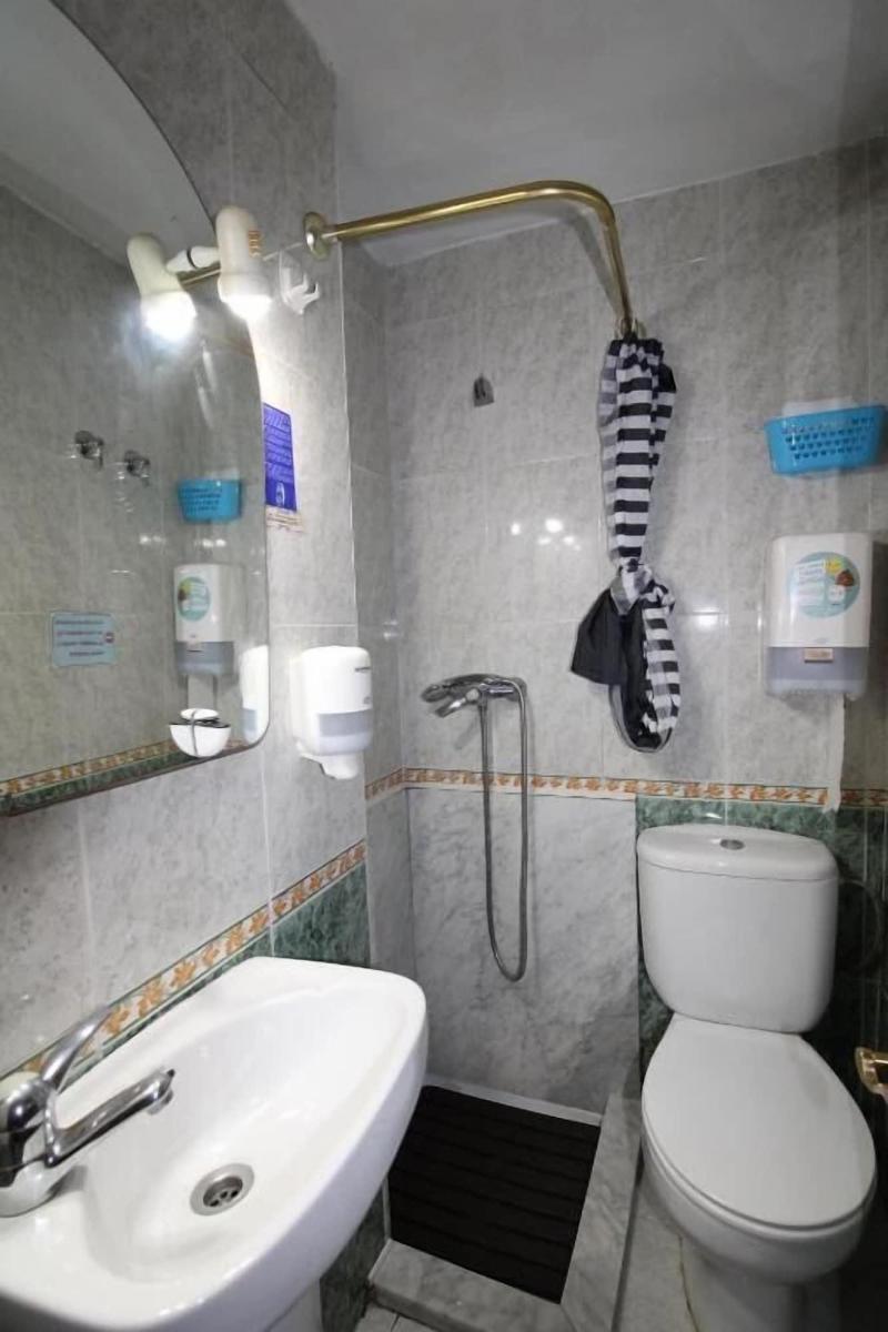 Hostal Verdemar image