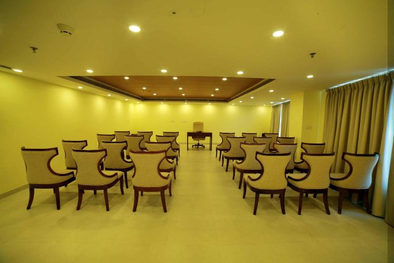 Vivin Luxury Suites image