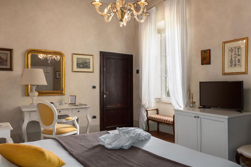 Villa Scorzi image