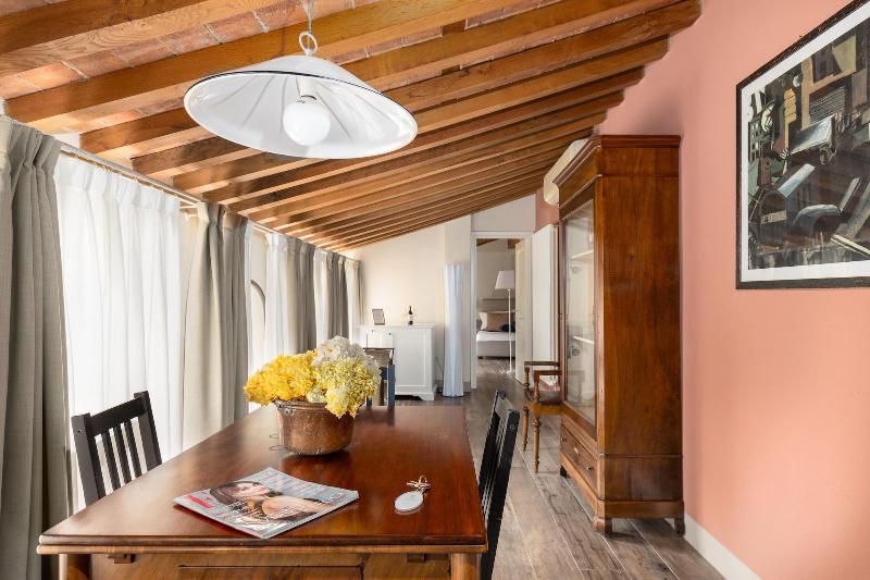 Villa Scorzi image