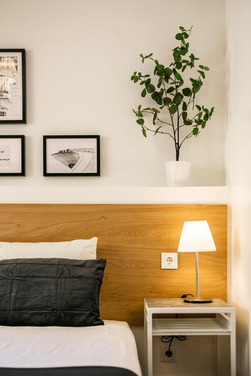 Home Out Rooms & Apartments image