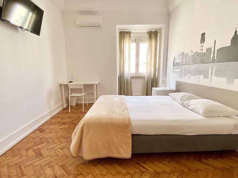 Home Out Rooms & Apartments image