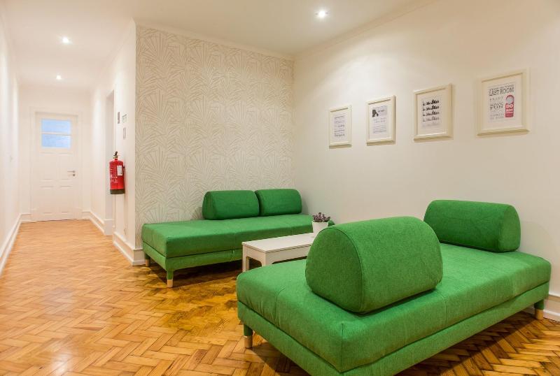 Home Out Rooms & Apartments image