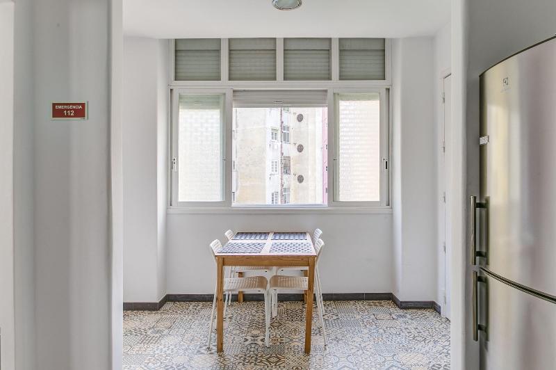 Home Out Rooms & Apartments image