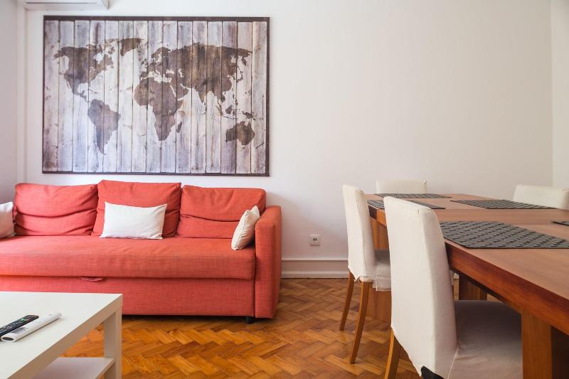 Home Out Rooms & Apartments image