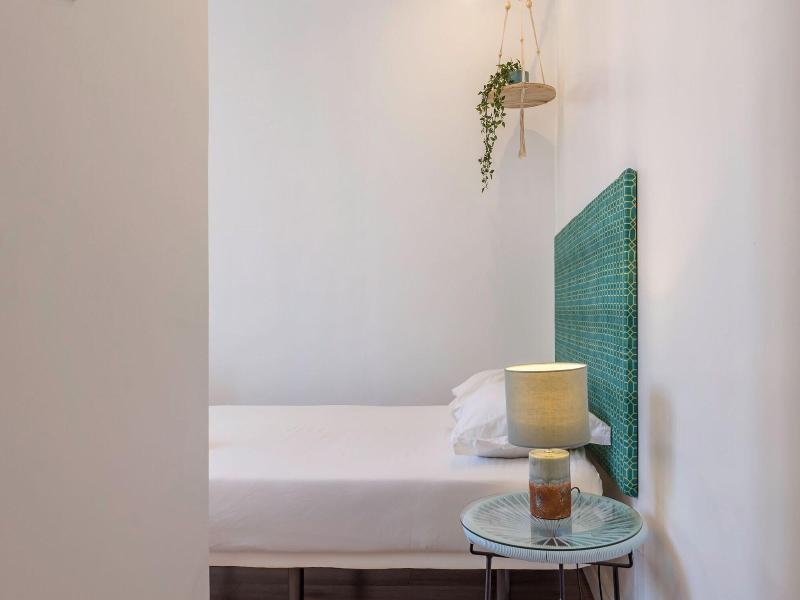 The Color Suites & Rooms image
