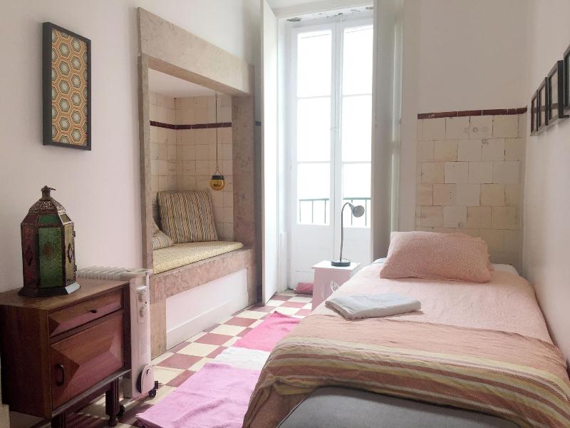 The Color Suites & Rooms image