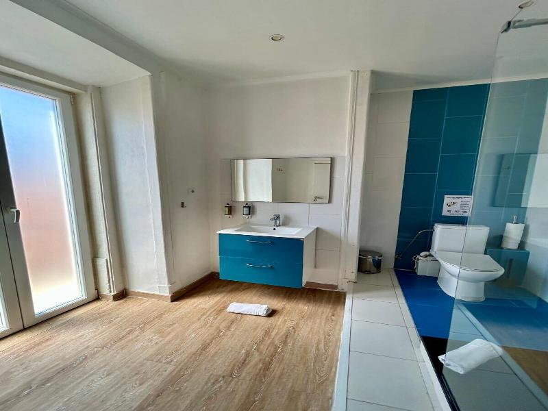 The Color Suites & Rooms image