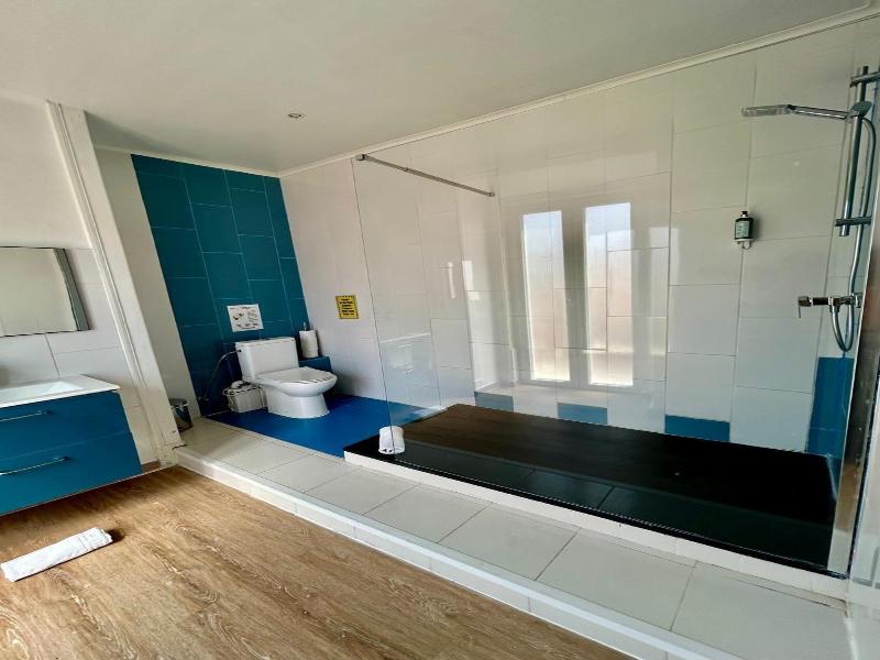 The Color Suites & Rooms image