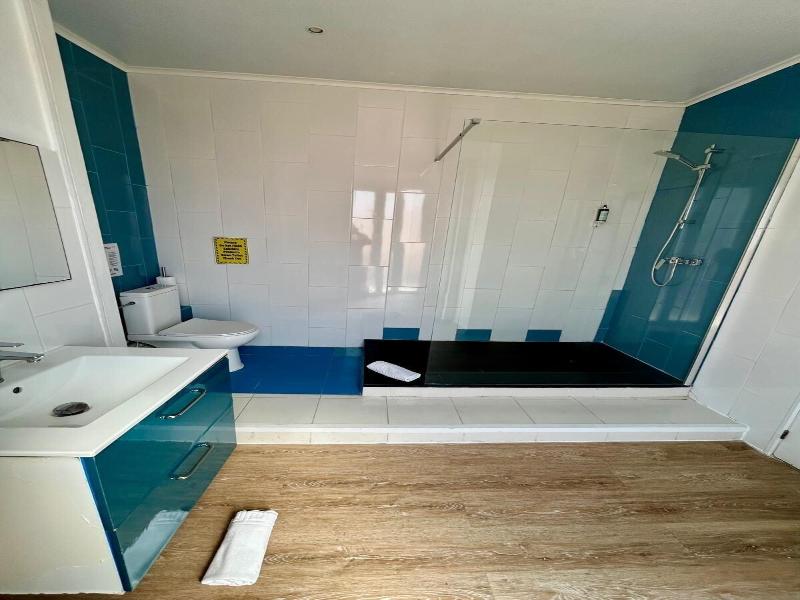 The Color Suites & Rooms image