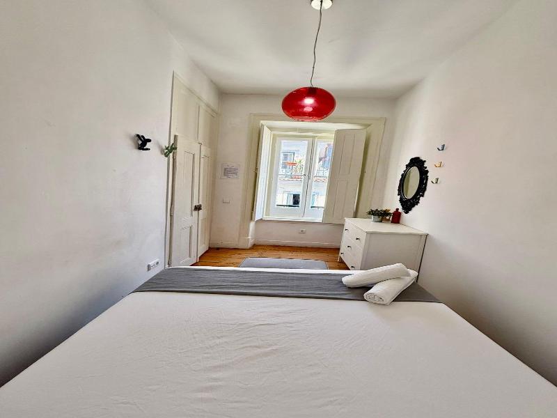 The Color Suites & Rooms image