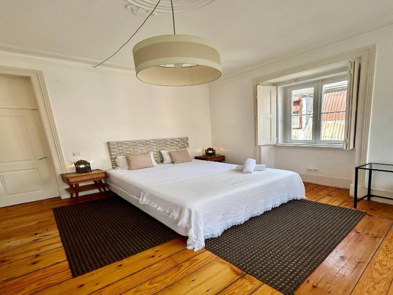 The Color Suites & Rooms image