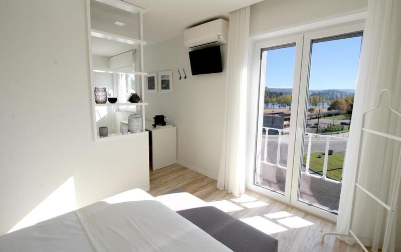 JR Studios & Suites (Riu's) image