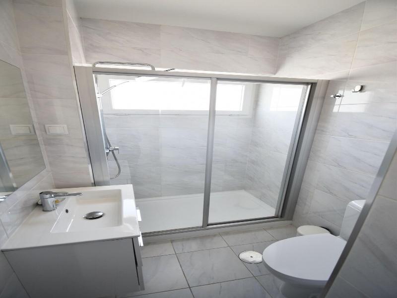 JR Studios & Suites (Riu's) image