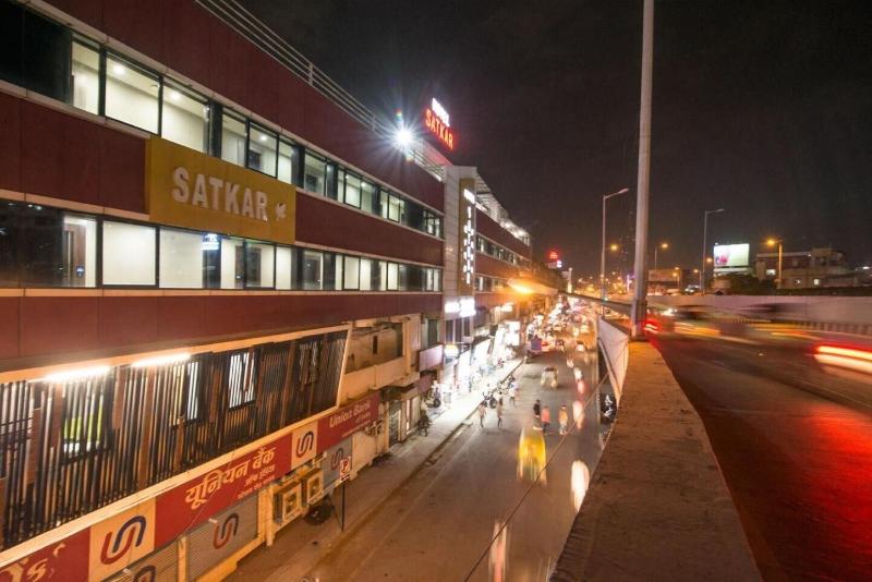 Hotel Satkar — exterior view