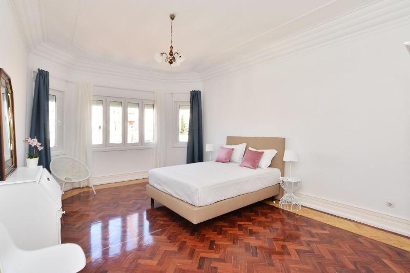 Guest House Avenida image