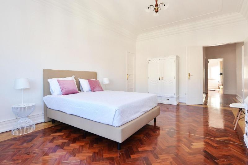 Guest House Avenida image