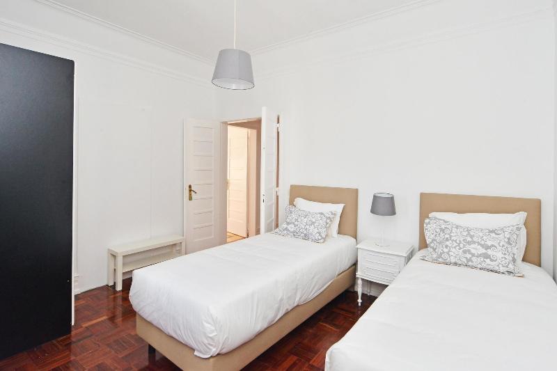 Guest House Avenida image