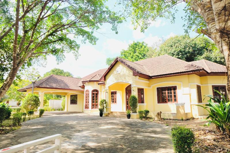 Kirirom Hillside Resort image