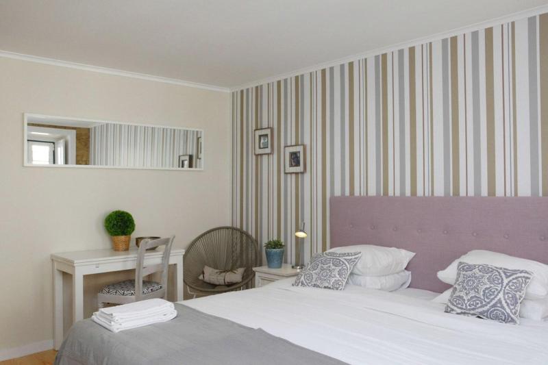 Flores Guest House image