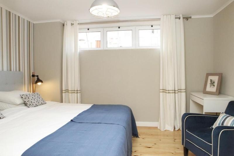 Flores Guest House image