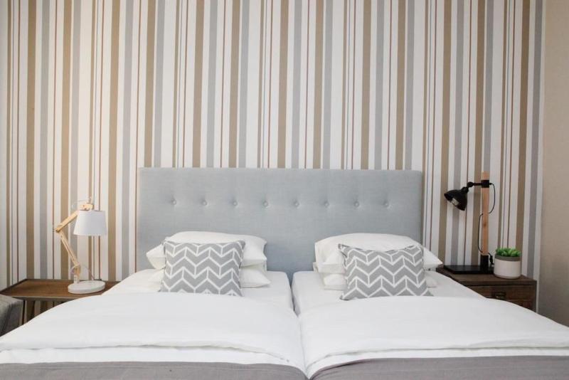 Flores Guest House image