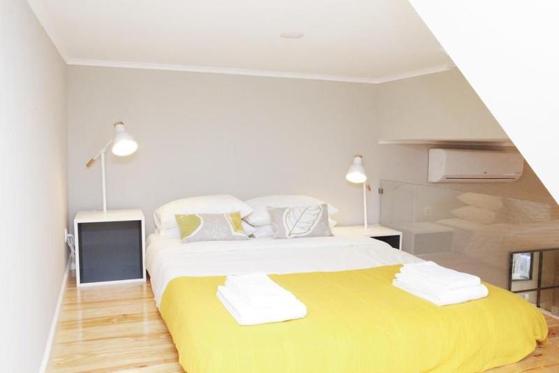 Flores Guest House image