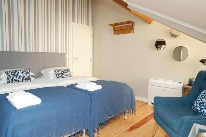 Flores Guest House image