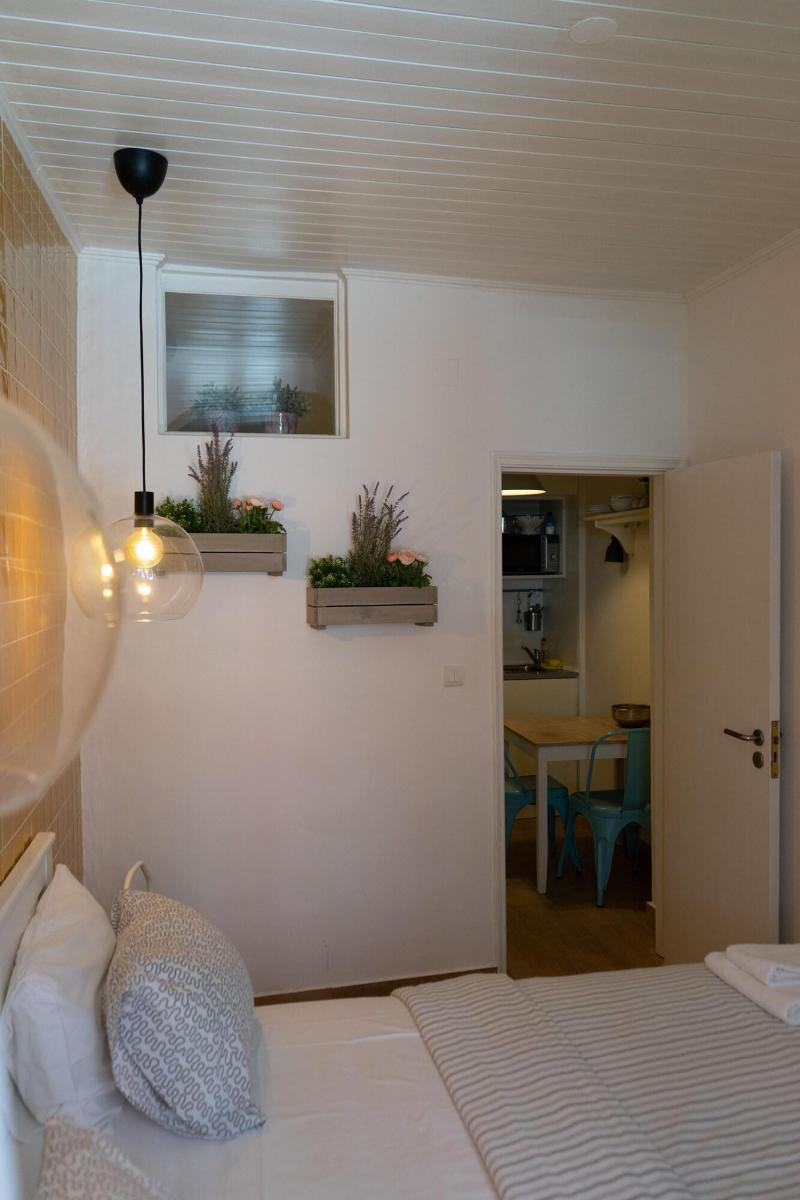 Flores Guest House image