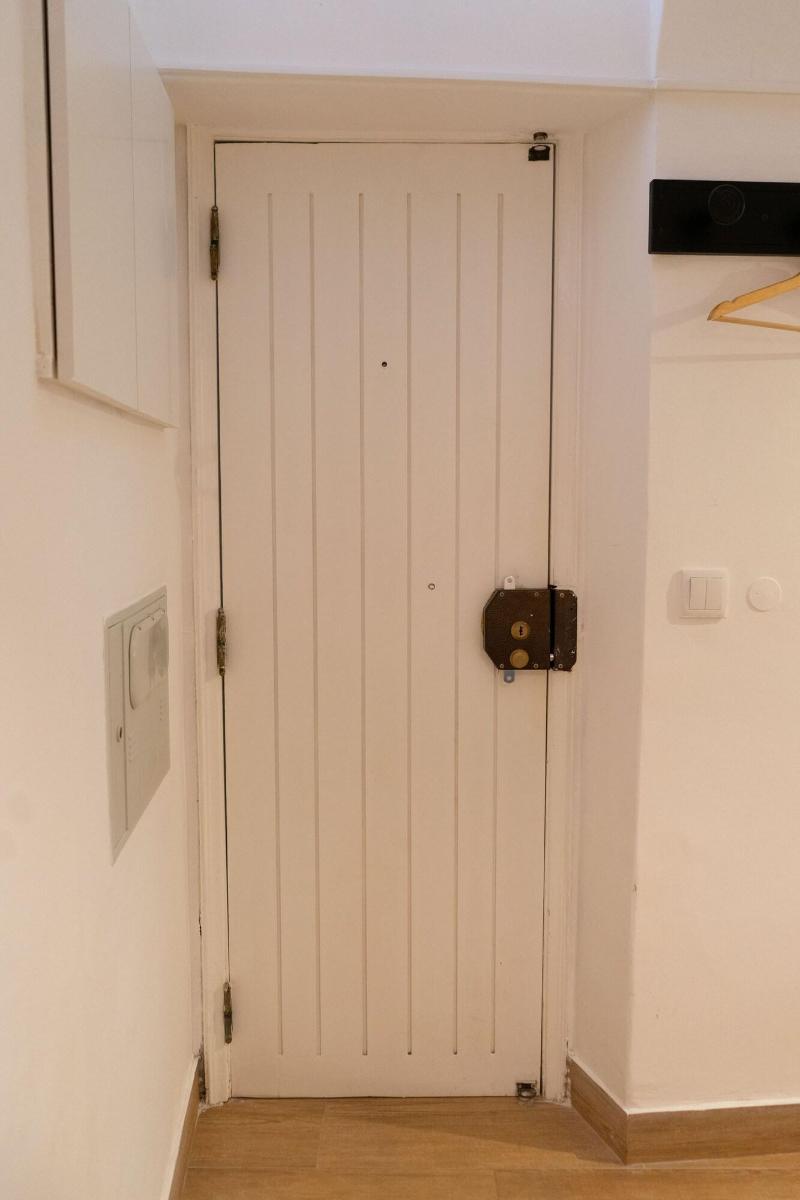 Flores Guest House image