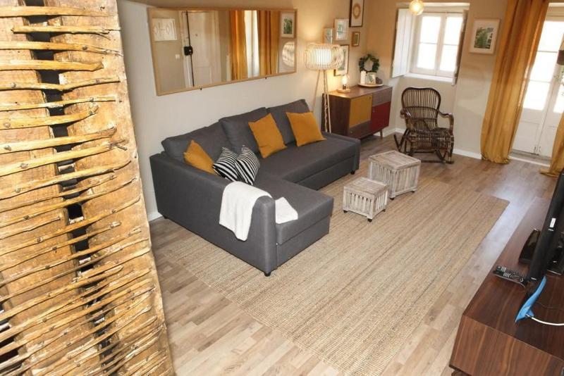 Flores Guest House image