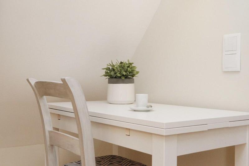 Flores Guest House image