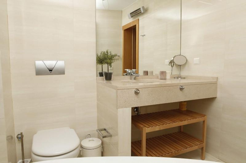 Flores Guest House image