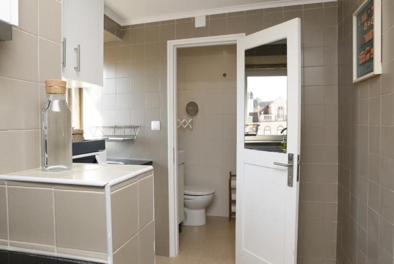 Flores Guest House image