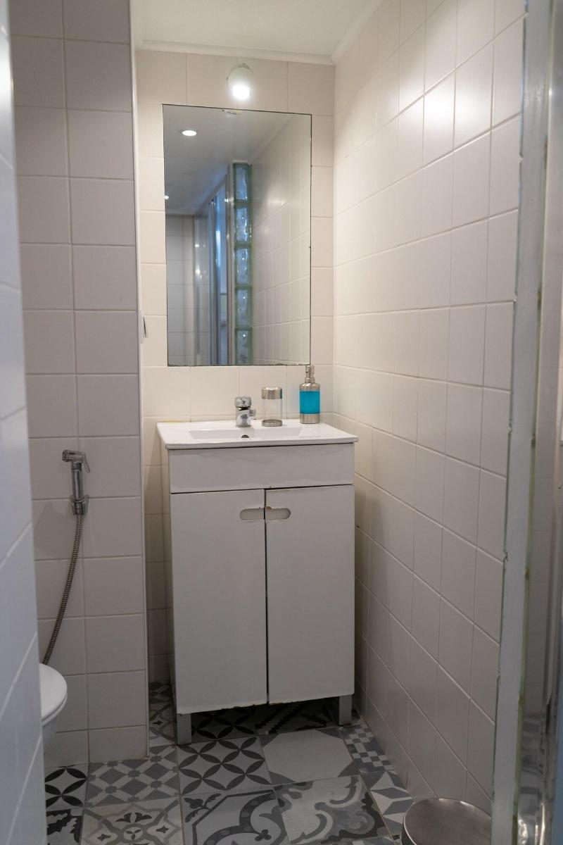 Flores Guest House image