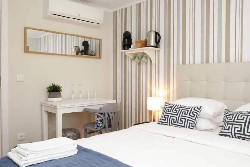 Flores Guest House image