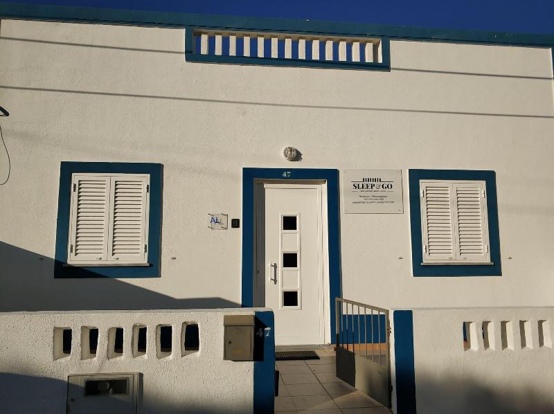 Sleep & Go Faro Airport Guest House image