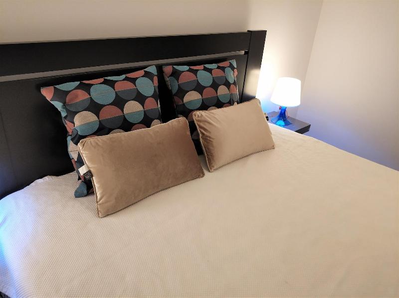 Sleep & Go Faro Airport Guest House image