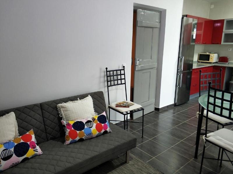 Sleep & Go Faro Airport Guest House image
