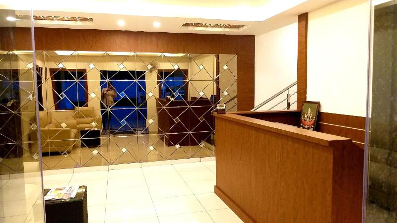 Hotel Airport City image