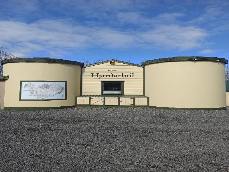 Hotel Hjarðarból image