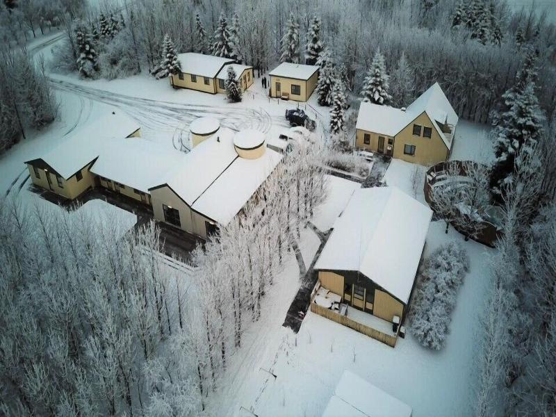 Hotel Hjarðarból image
