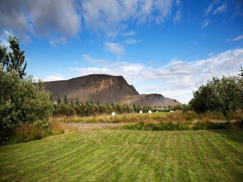 Hotel Hjarðarból image