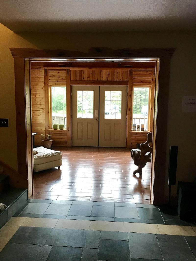 Twin Peaks Lodge And Rv Park image