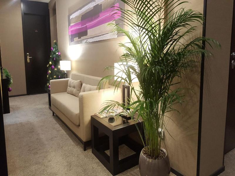Dominic & Smart Luxury Suites Republic Square image