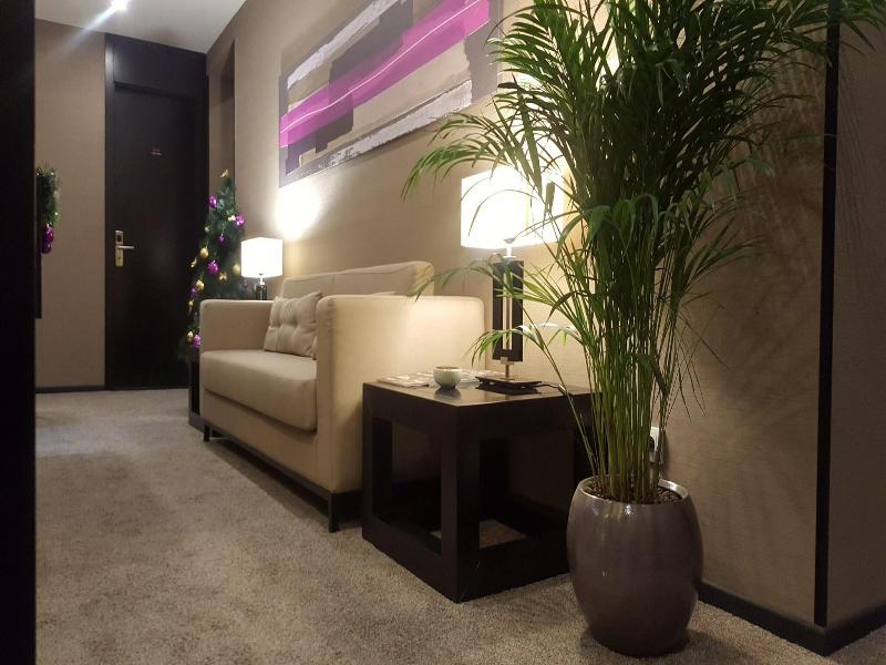 Dominic & Smart Luxury Suites Republic Square image